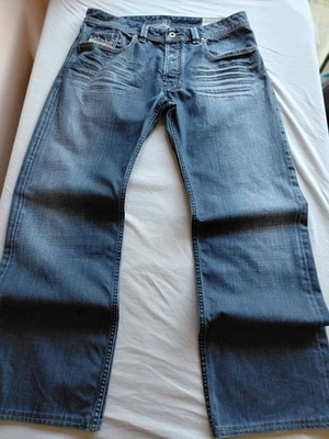 Diesel LEVAN Men’s Straight Blue Denim Jeans 5-Pocket Logo W34 L32 - Image 1 of 4