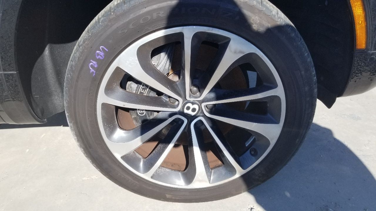 17 BENTLEY BENTAYGA 21X10 MACHINED AND PAINTED 10 SPOKE WHEEL RIM