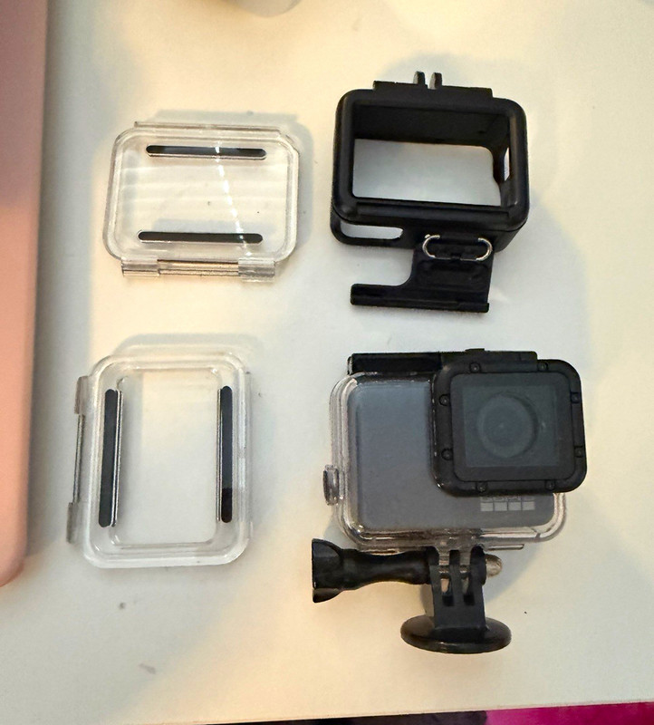 GoPro HERO7 Silver Waterproof Housing Case w/ Mount Frame & 2 Doors