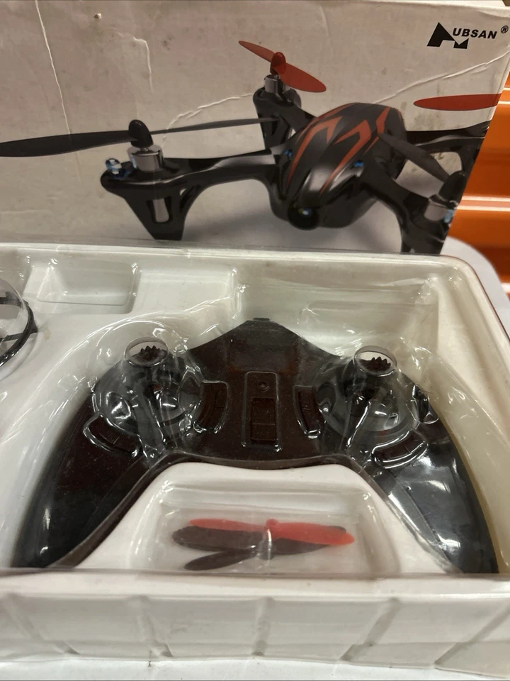 Hubsan X4 CAM H107C Camera 2.4GHz 4CH Video Recording - Image 4 of 4