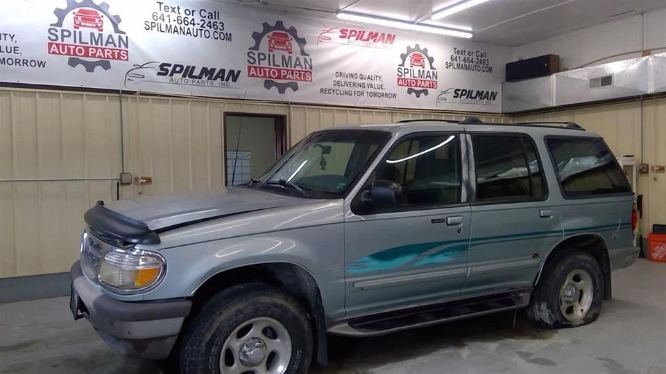 Cilindro maestro de freno Ford Explorer 1996 F67Z2140JA 7681 Foto 2 de 4