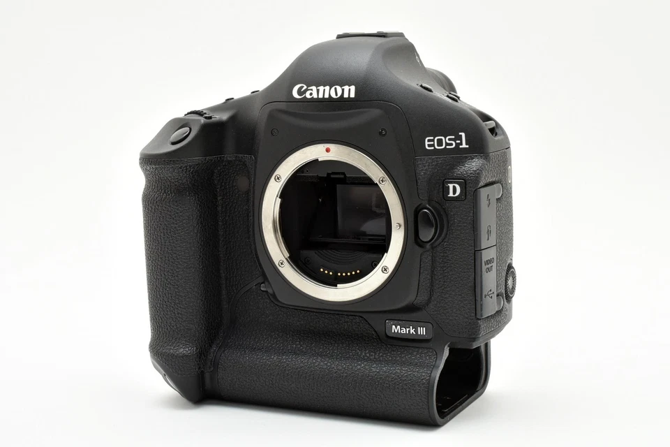 5,840 Count [Almost MINT+++]Canon EOS 1D Mark III 10.1 MP Digital SLR body JAPAN - Image 2 of 4