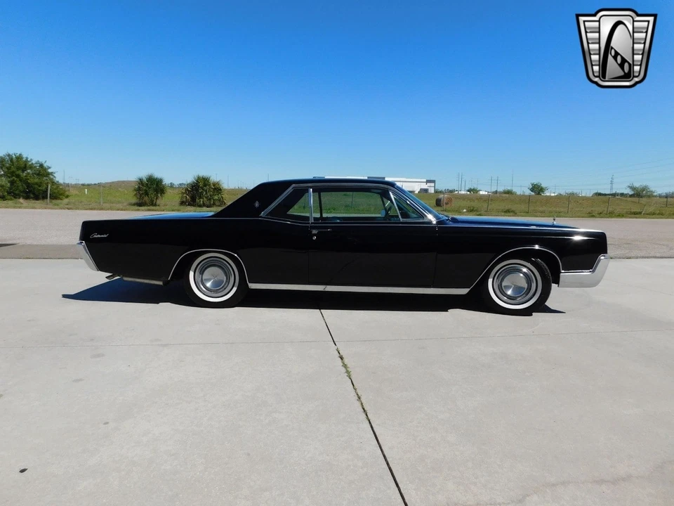 1967 Lincoln Continental  - Image 4 of 4