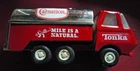 TONKA VINTAGE CARNATION MILK TRUCK DAIRY HAULER TANKER METAL 5 1/2" LONG 1970'S