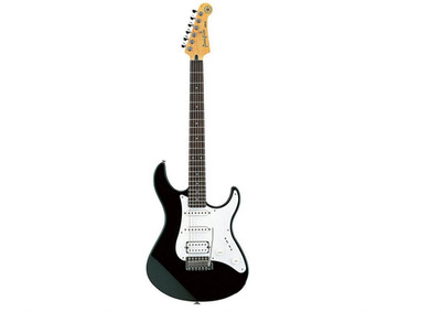 Yamaha PAC012 Elektrische Gitarre, Schwarz, Pacifica Serie mit vielseitigem HSS 