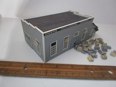 Vintage Pro Wood Built HO 1/87 Scale Owens Monument Co. Building Train Layout