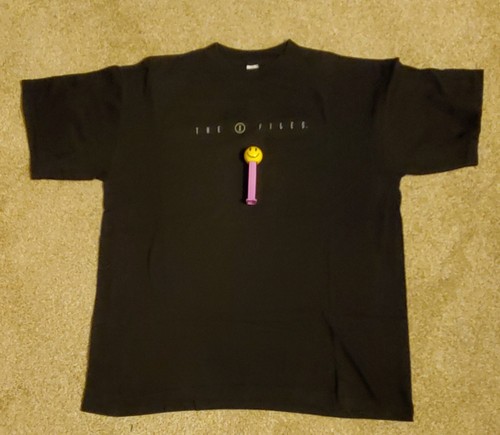 X-Files Shirt 1997 NOS Adult LG Black w/Blue FLUKEMAN on back; Logo on Front VTG - Picture 2 of 11