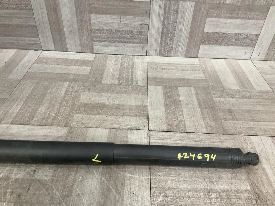 2011-2018 Porsche Cayenne Hatch Power Lift Shocks 7p5.827.851.L Factory OEM Part - Image 2 of 4