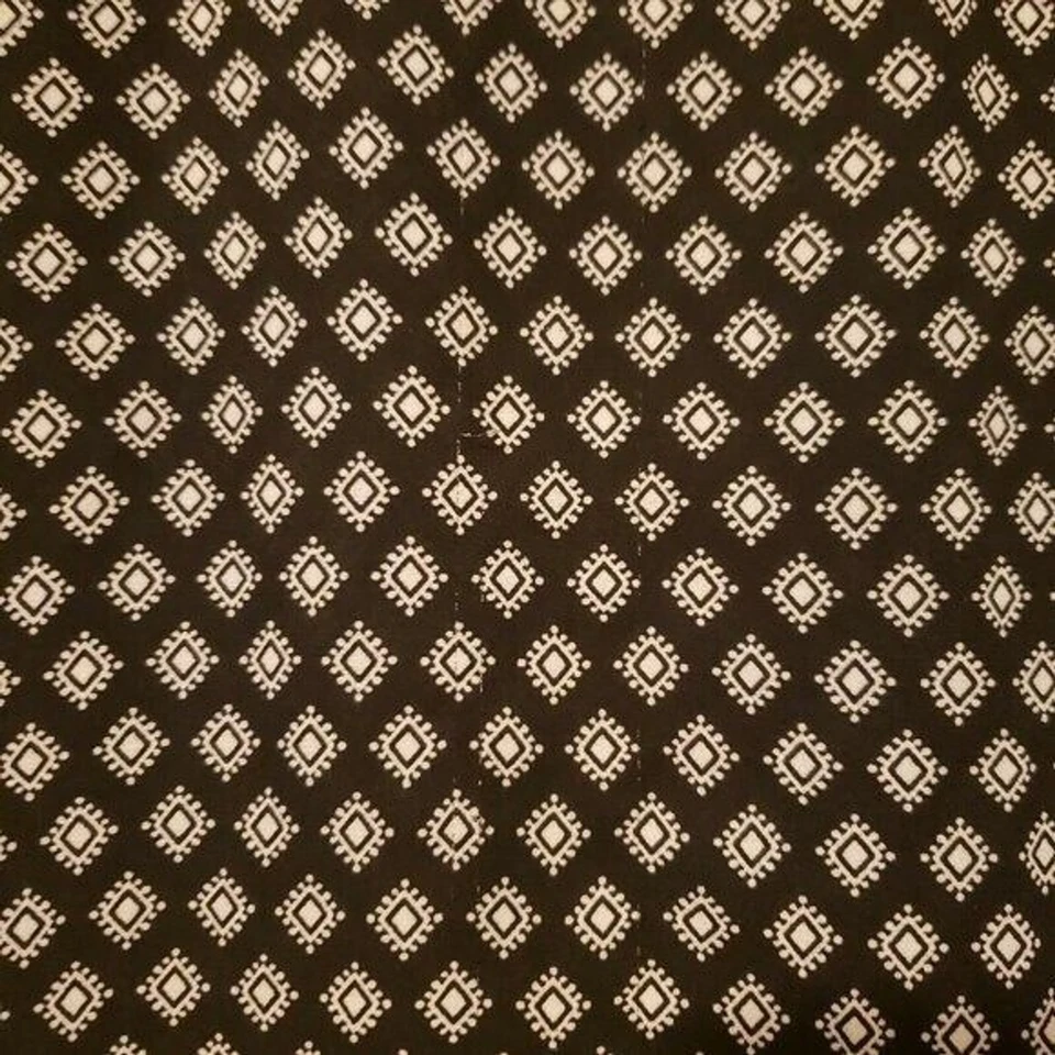 Blusa geométrica manga corta negra blanca talla M de la colección NY para mujer Foto 4 de 4