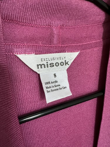 Exclusively Misook Damen Strickjacke klein vorne offen rosa - Bild 2 von 3