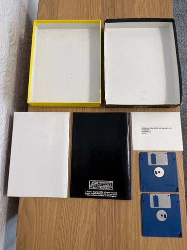 Amiga Gremlin Lotus III 3 Vintage Game - Boxed Working -👽👾Retro Gift Idea👾👽 - Afbeelding 8 van 24