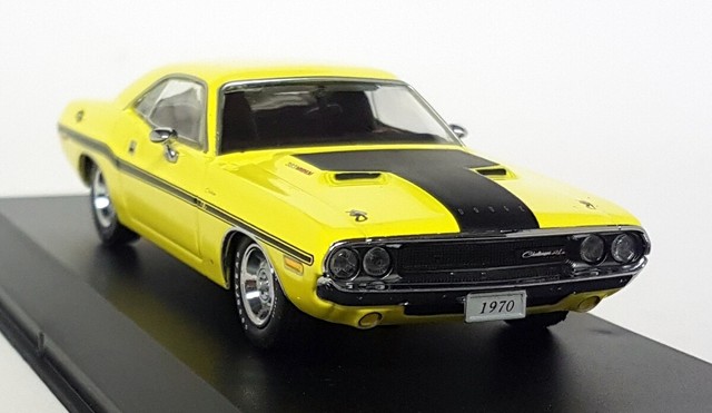1970 dodge challenger diecast model car