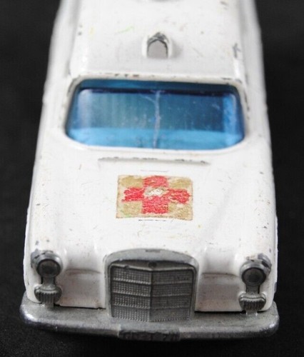 Various MATCHBOX SPECIAL SPEED SUPER KINGS AMBULANCE PORSCHE RANGE ROVER Mix Lot - Picture 19 of 123
