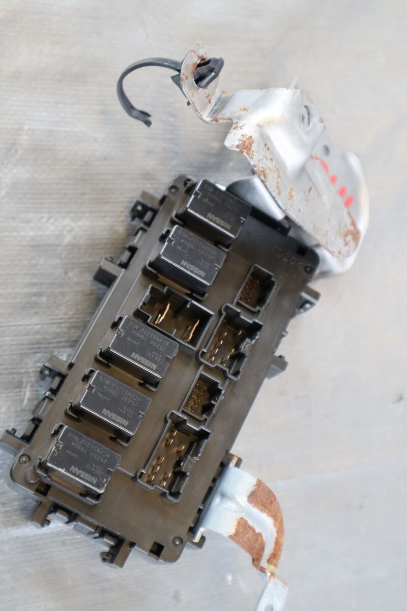 2021 INFINITI Q50 SEDAN PURE 3.0T OEM INTERIOR JUNCTION FUSE