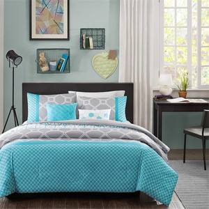Beautiful Modern Teal Blue Aqua Grey Chevron Stripe Boys Comforter
