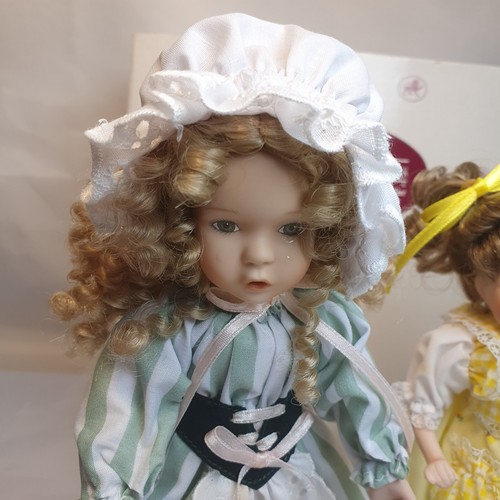 Porcelain Mini Doll Set (54) 8"(20cm) by The Ashton-Drake Galleries - Picture 11 of 21