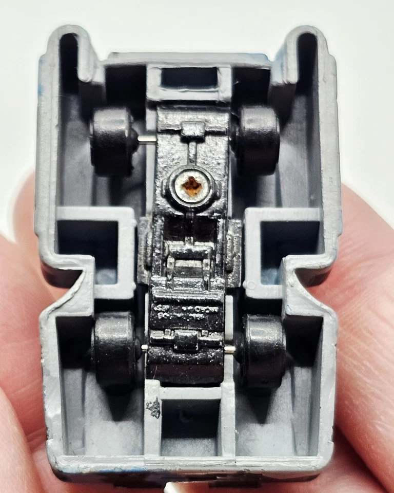 Vintage Small Micro Machine XV-99 Perpetrator Tank FuturisticTank in Dark Camo - Image 4 of 4