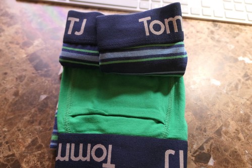 Tommy John Confezione 2 Boxer Uomo Verde Slip 4” Cuciture Interne Cotone Taglia XXL 43-46", Nuovo - Foto 2 di 3