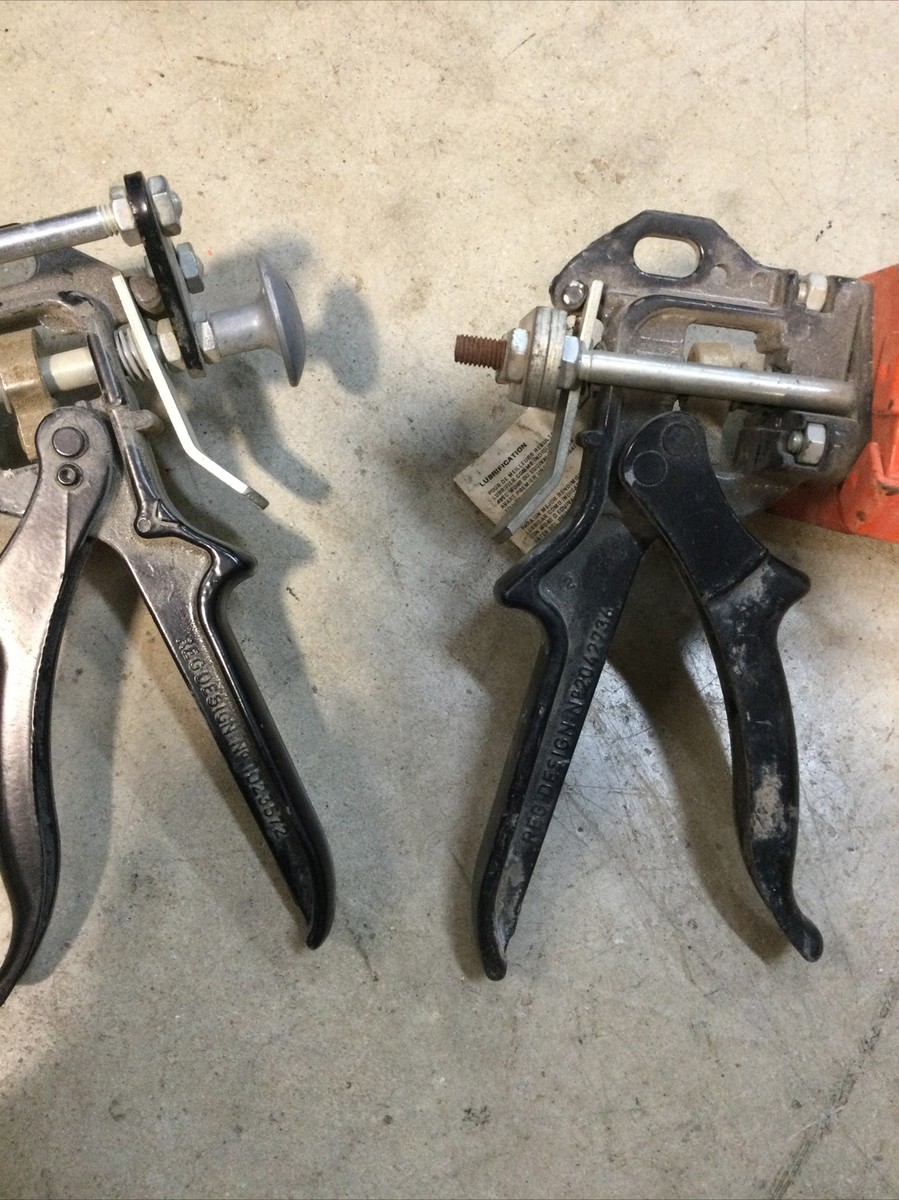 2 Sealant Epoxy Gun Reg Design No. 1023572 Made In England