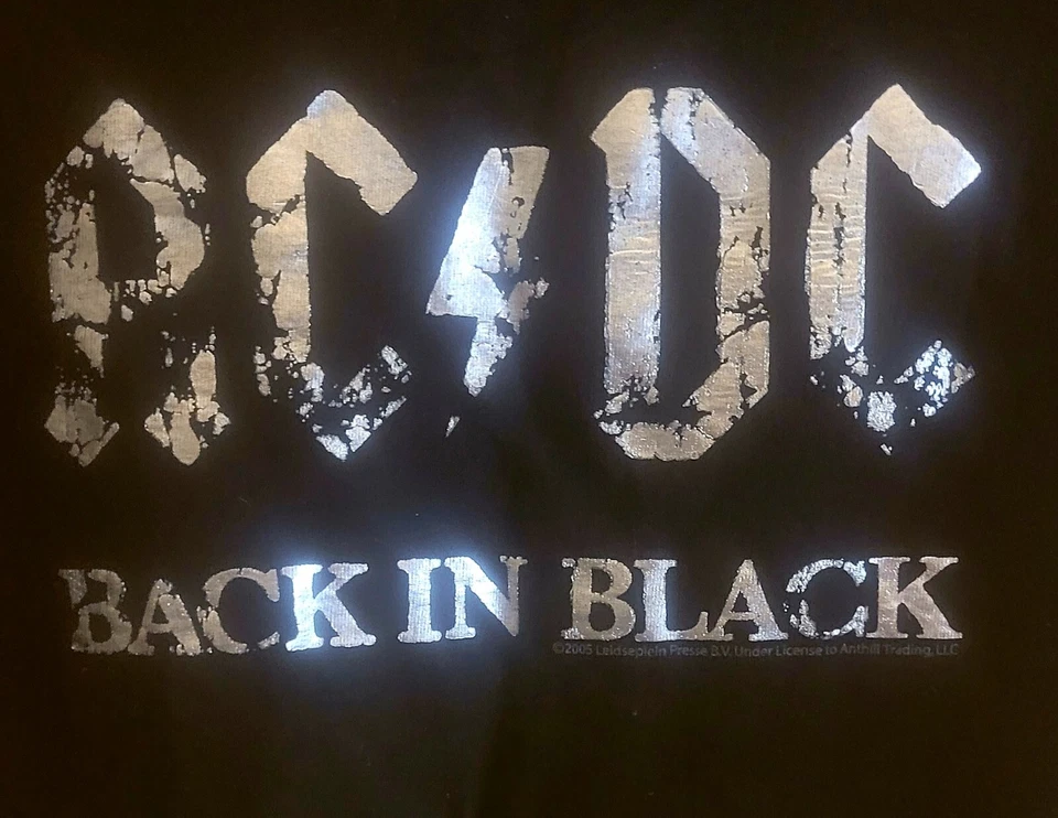 Camiseta AC DC Back In Black Grande Negra Plata 2005 Ropa Alstyle Envío Gratis Foto 2 de 4