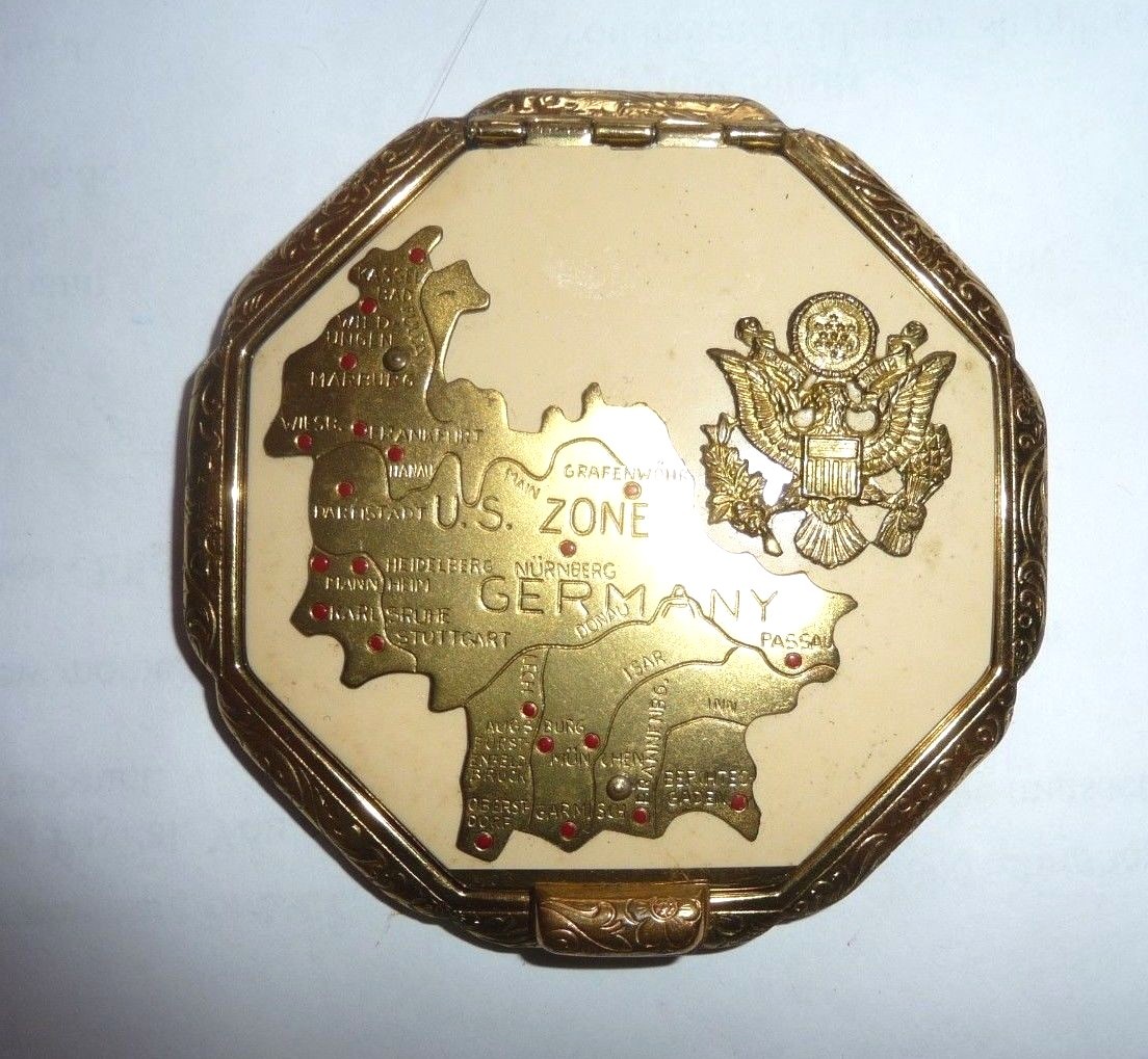 化粧品箱 VINTAGE COSMETIC POWDER BOX METAL OCCUPIED US ZONE GERMANY WWII c