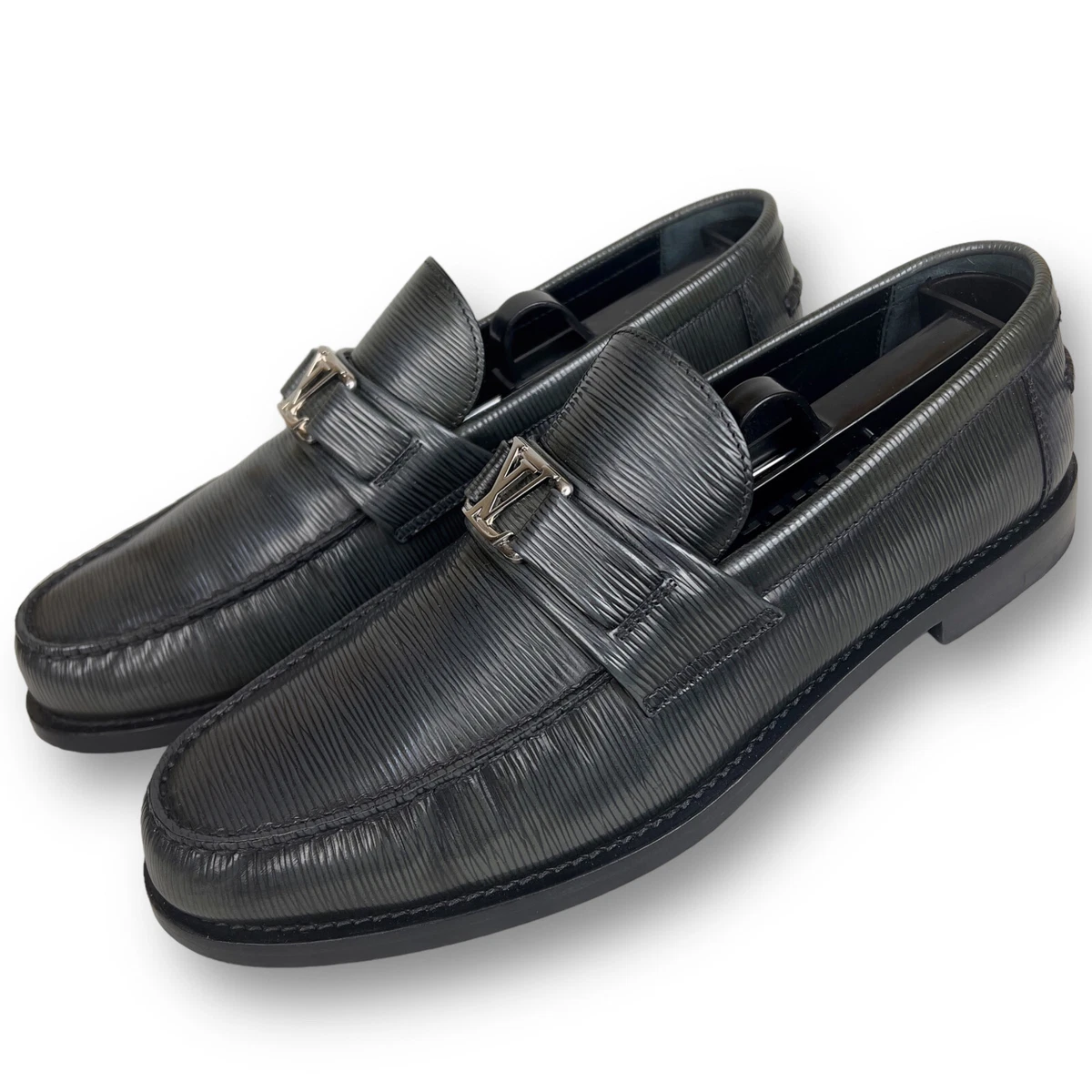 Louis Vuitton Major loafers epi leather 6.5 LV or 7.5 US 40.5 EUR