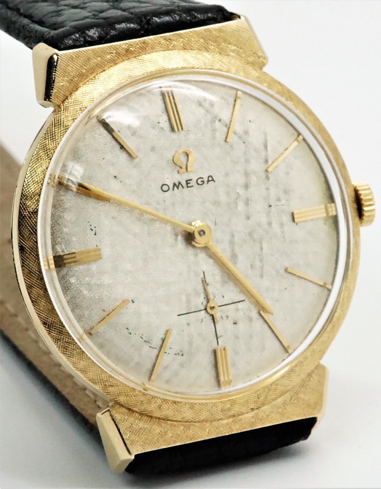 HOT Omega Textured Dial Vintage 14k Omega Textured Dial And