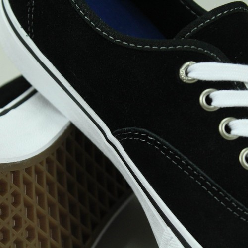 Vans Authentic Pro Trainers Brand New in Black/White UK Sizes 4,5,6,7,8,9,10,11 - Picture 5 of 6