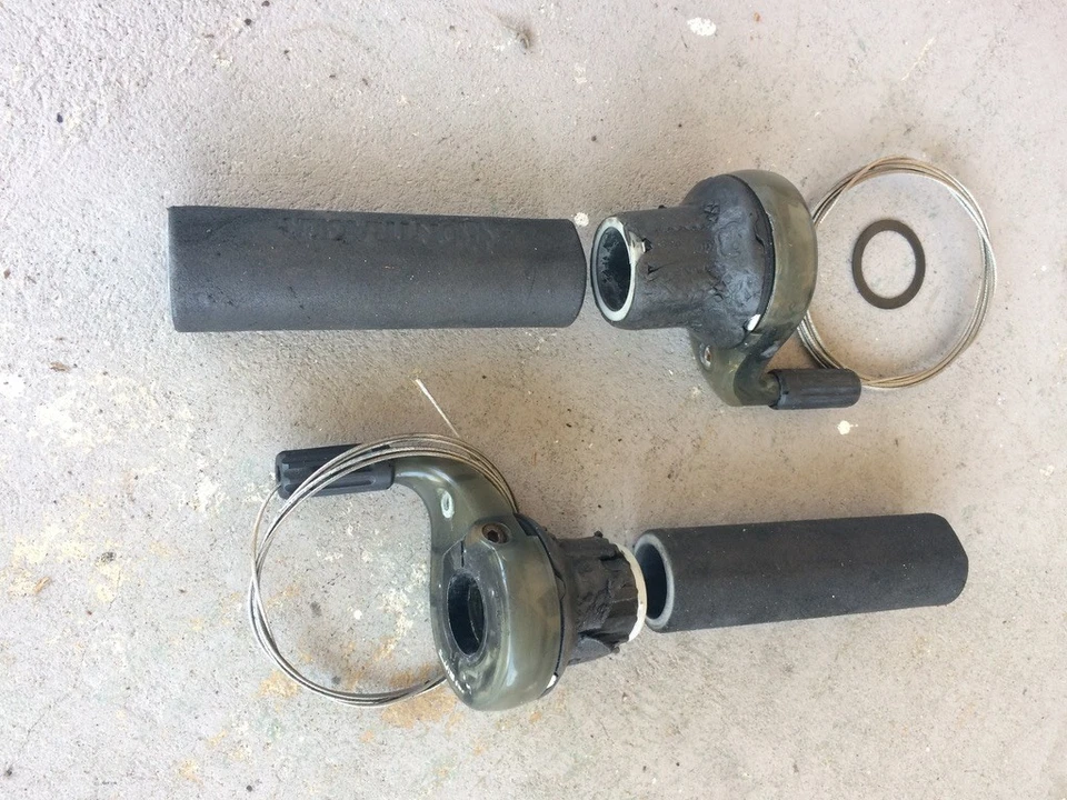 SRAM Grip Shift SRT800 Shifter XRAY 8s Twist Triple 3x8 Speed Clear 90s MTB A4 - Image 2 of 4