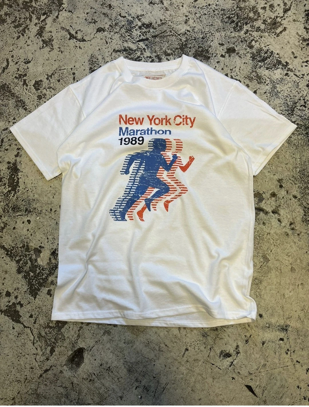 Retro Graphic T-Shirt Tee – NY Marathon – Oversized Boxy Fit – Vintage Inspired