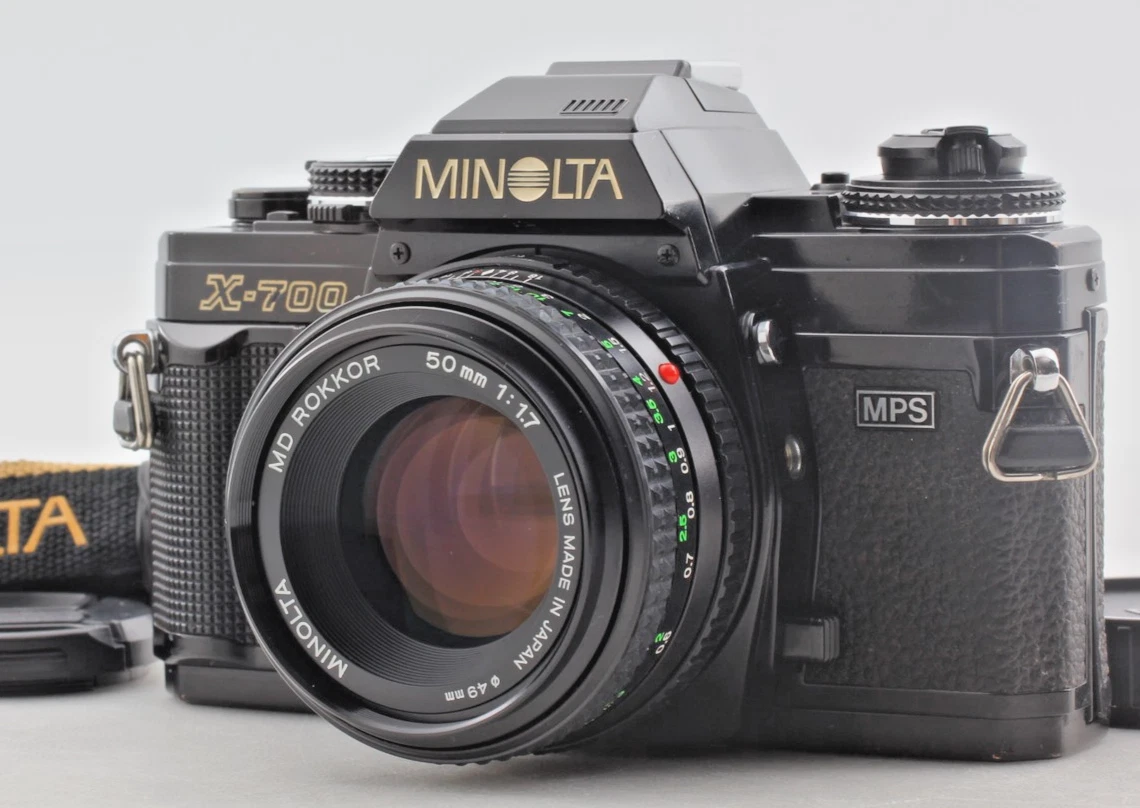 Ensemble Minolta X-700 MPS + Dos Multi-Fonction + Zoom MD 35-135mm F/3.5-4.5 MACRO - Occasion Fonctionne