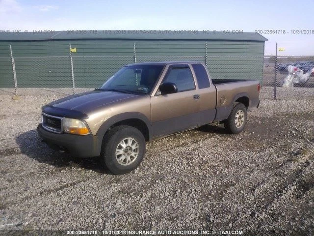 Passenger Headlight GMC Canada Only Fits 98-05 BLAZER S10/JIMMY S15 1895781 - Image 2 of 4