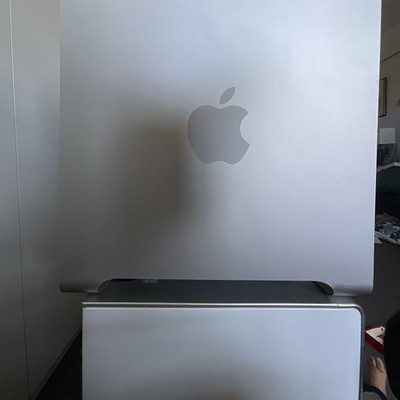 Apple PowerMac Series PowerMac G5 Desktop Tower PowerPC G5 Silver Computer