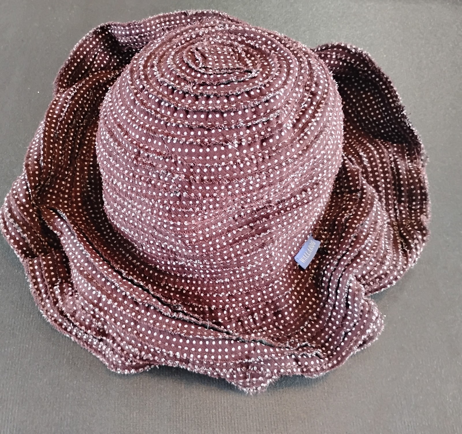 wallaroo scrunchie hat - image 1