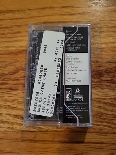 1992 Garth Brooks The Chase Factory Sealed Cassette Tape Liberty Records - NEW! - Picture 2 of 5
