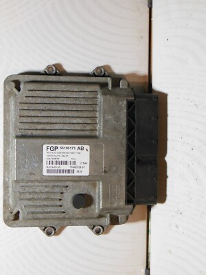 shio shioタグ ECU FGP 55195173 AB 33920-62JP0 52AT6MK5F SUZUKI SWIFT 2003