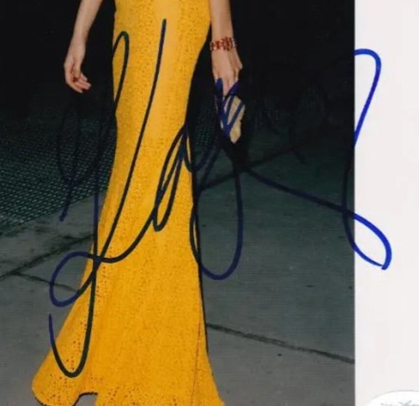 W　カロリナクルコヴァ KAROLINA KURKOVA (former Victoria's Secret Angel) Signed 8×10