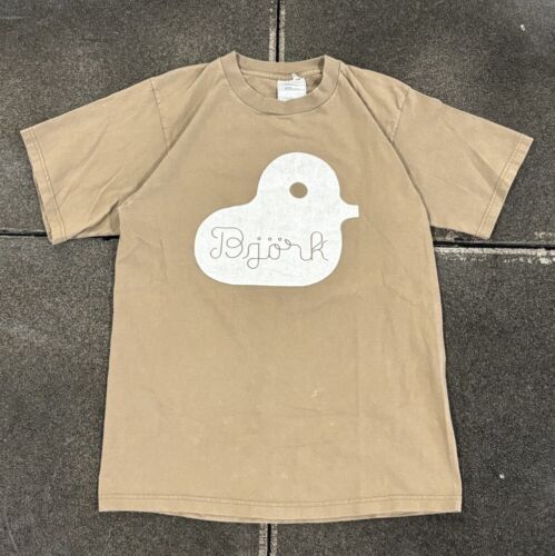 90's björk shirt - Gem 90's björk shirt - Gem