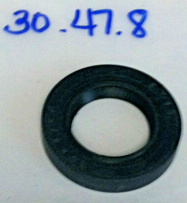 Goetze Oil Seal Double Rubber Line 30X47X8 New Old Stock