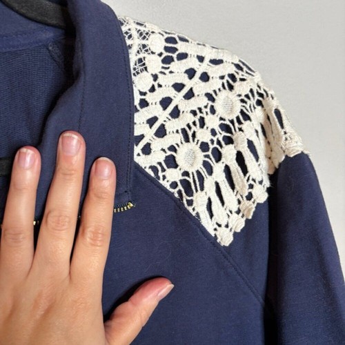Lilly Pulitzer blu navy Skipper Popover spalla all'uncinetto - Foto 2 di 5