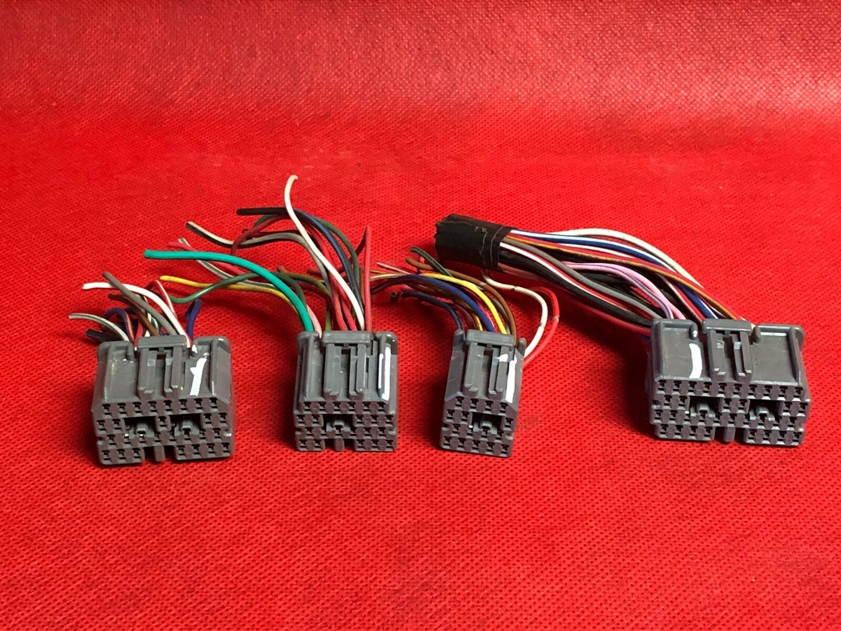 WIRING HARNESS PLUG CONNECTOR 96 MAZDA MX6 PROBE GT ECU ECM PCM