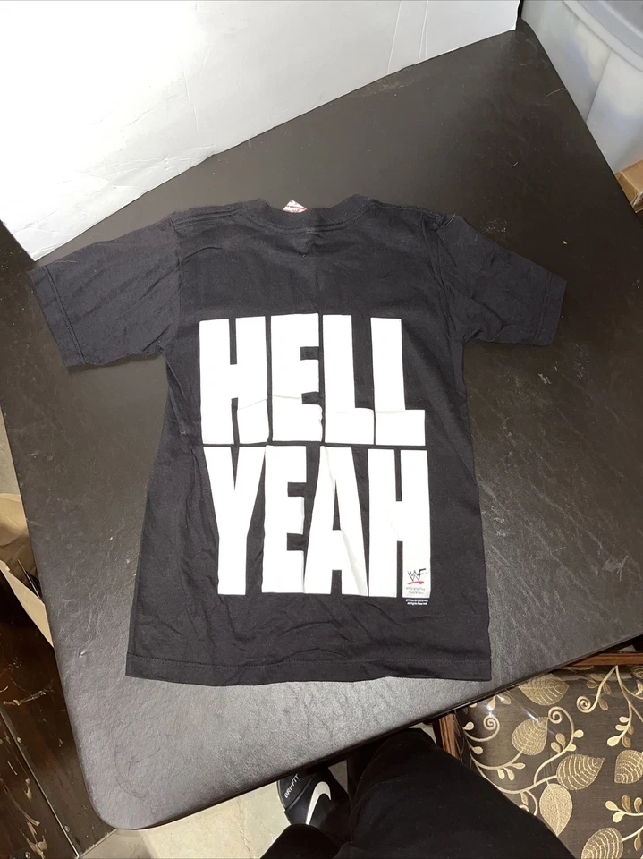 Camiseta De Colección Stone Cold Steve Austin JUVENTUD Grande WWF Hell Yeah Calavera con Etiqueta Foto 3 de 4