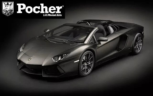 Pocher - 1:8 Lamborghini Aventador LP700-4 Roadster Nero Pocher - 1:8 Lamborghini Aventador LP700-4 Roadster Nero