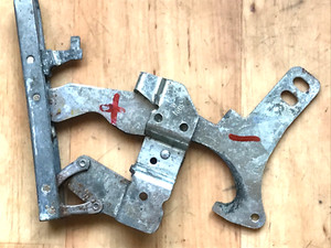 1 stk.Scharniere.Türscharniere für Backofen MIELE / Imperial.T.Nr-3091 R. rechts