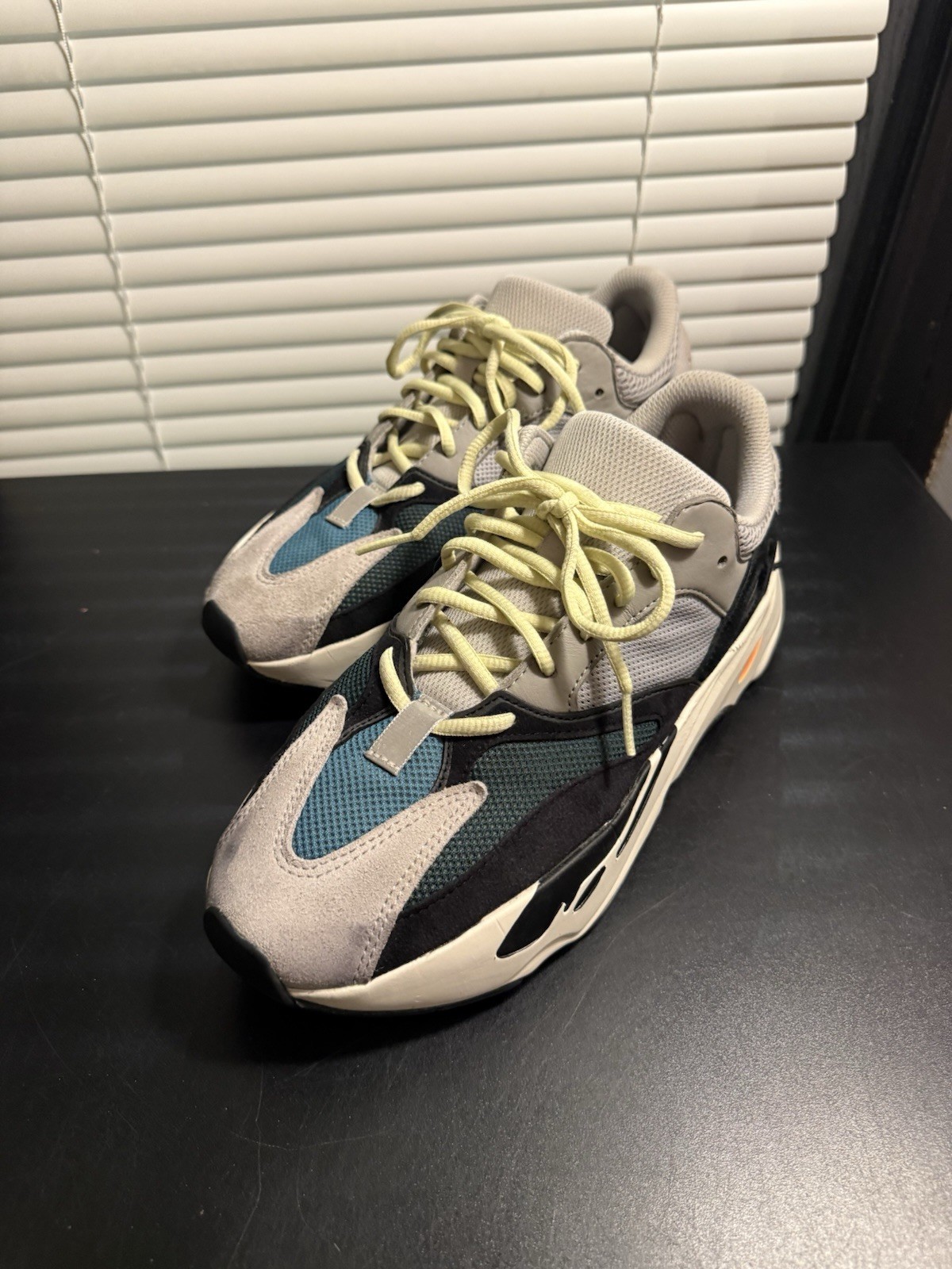 Adidas Yeezy Boost 700 Low Wave Runner Size 9 Good Condition thumbnail 13