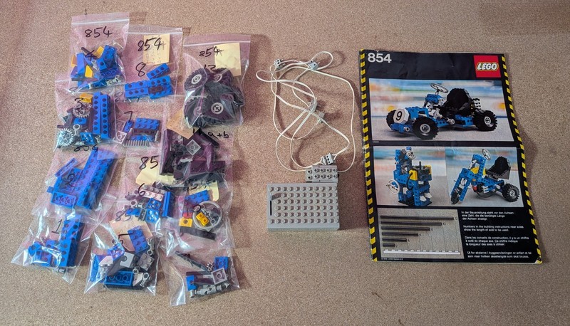 LEGO Technic 854 Go-Kart 1978 Incomplete With Instructions + 870 Accessory Parts