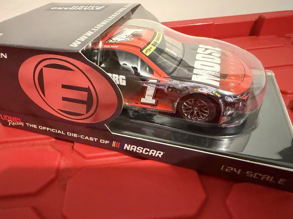 ROSS CHASTAIN 2022 MARTINSVILLE VERSIÓN CARRERA ALCE 1/24 ELITE nuevo Foto 2 de 4