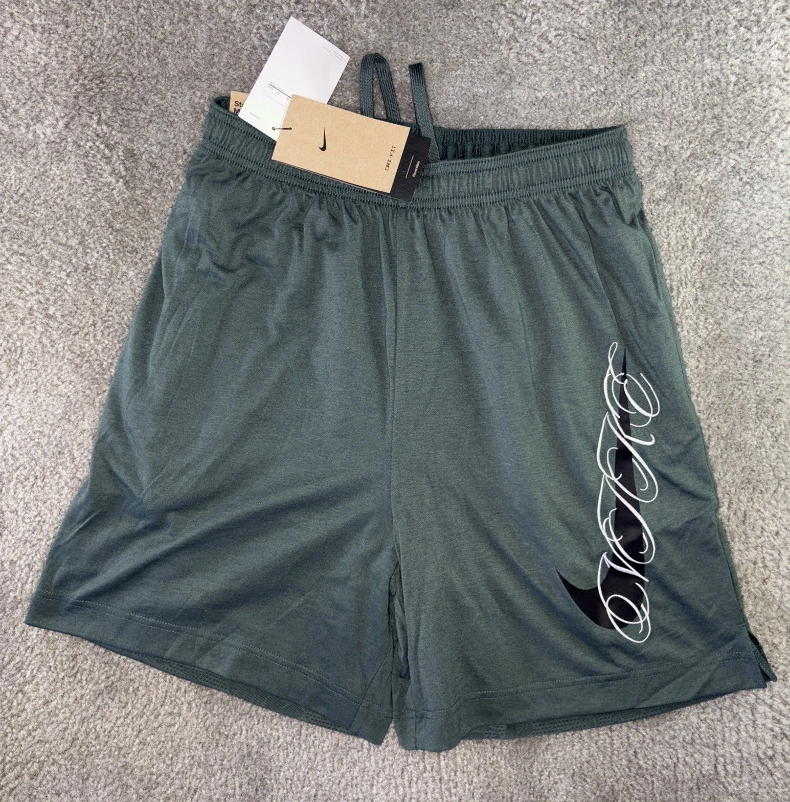 NIKE Dri Fit Shorts Sz S 6' Mens Green Black Reversible Standard Issue $90