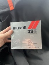 2 Maxell 2S Double Sided Double Density 10 Count 5 1/4" Floppy Disks New Sealed