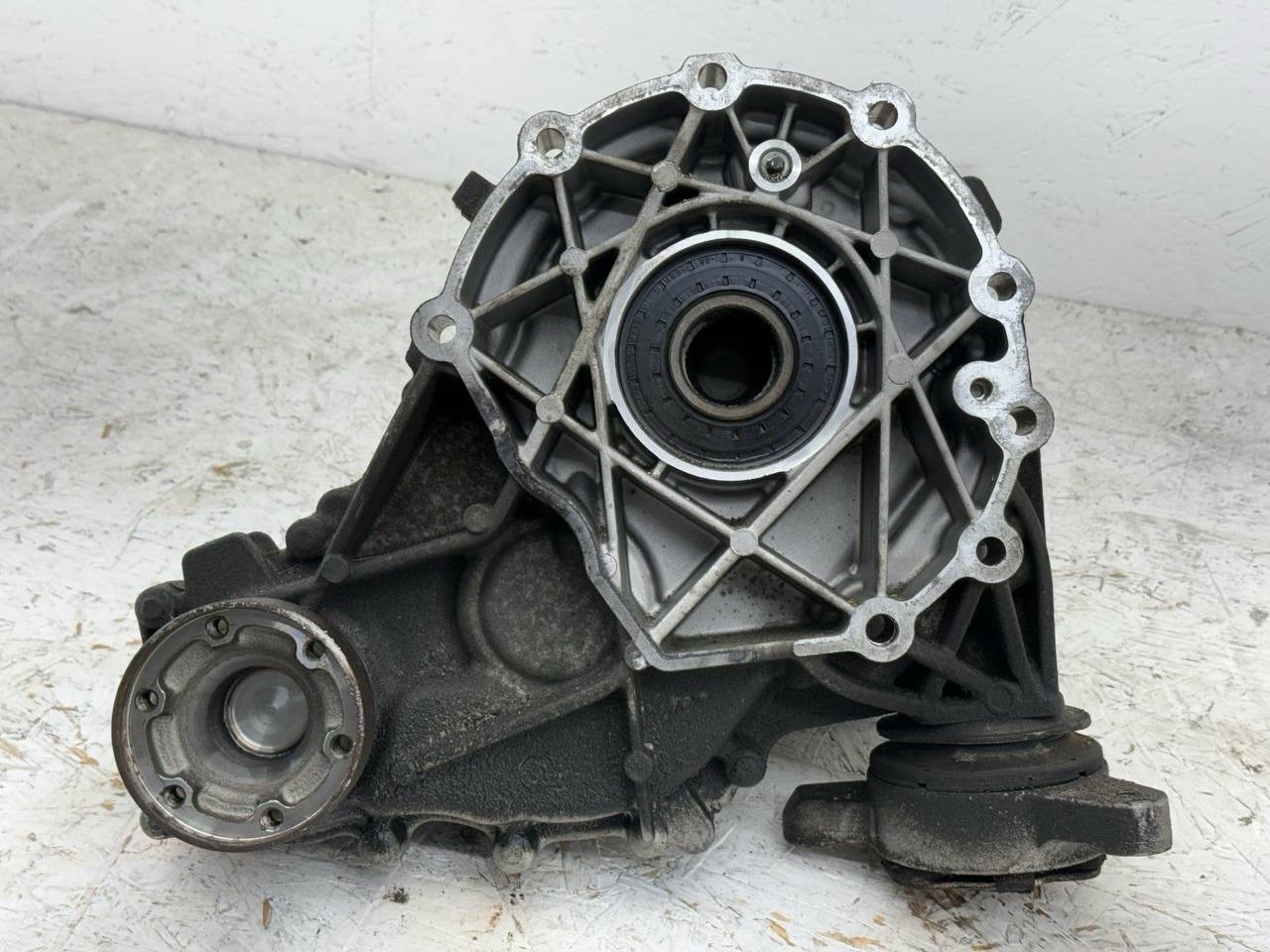 2014 - 2020 MASERATI GHIBLI AWD AUTOMATIC TRANSMISSION TRANSFER CASE 80k Miles